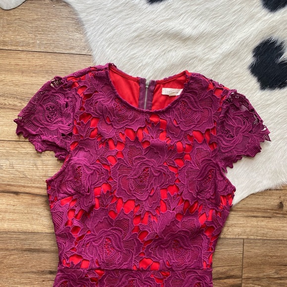 Just me Ruffle Sleeve floral Lace Sheath Dress - Picture 2 of 9